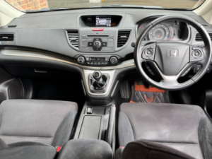 2013 Honda Cr-V 1.6 I-Dtec Se Euro 5 (s/s) 5dr in Black — image 4