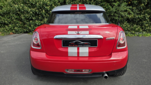 2012 MINI Coupe 1.6 Cooper Coupe Euro 5 (s/s) (122 Ps) in Red — image 4