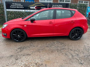 2017 SEAT Ibiza 1.2 Tsi Fr in Red — image 2