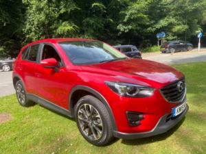 2015 Mazda Cx-5 2.2 Skyactiv-D Sport Nav in Red — image 2