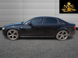 2011 Audi A4 2.0 Tdi Black Edition in Black — image 4