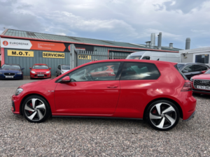 2019 Volkswagen Golf 2.0 Tsi Gti Performance in Red — image 5