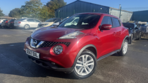 2017 Nissan Juke 1.5 Dci N-Connecta in Red — image 3