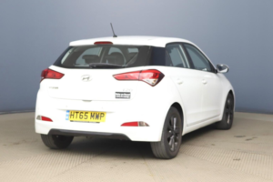 2016 Hyundai I20 1.2 Blue Drive Se Euro 6 (s/s) 5dr in White — image 4
