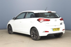 2016 Hyundai I20 1.2 Blue Drive Se Euro 6 (s/s) 5dr in White — image 6