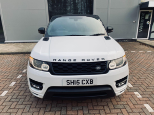2015 Land Rover Range Rover Sport 3.0 Sd V6 Hse Dynamic in White — image 4