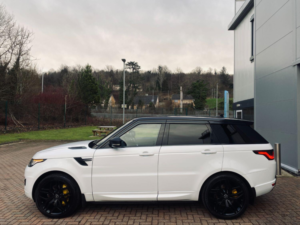 2015 Land Rover Range Rover Sport 3.0 Sd V6 Hse Dynamic in White — image 6