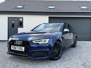 2017 Audi S4 Avant 3.0 Tfsi V6 in Blue — image 2