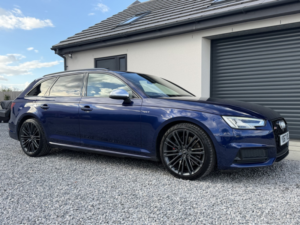 2017 Audi S4 Avant 3.0 Tfsi V6 in Blue — image 6