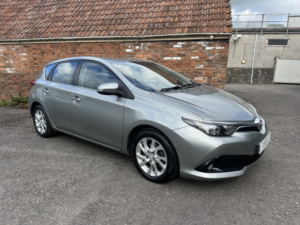 2016 Toyota Auris