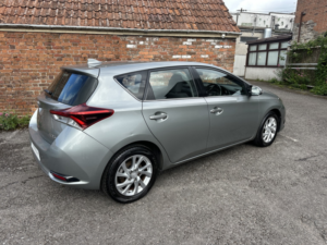 2016 Toyota Auris 1.2 Vvt-I Icon in Grey — image 5