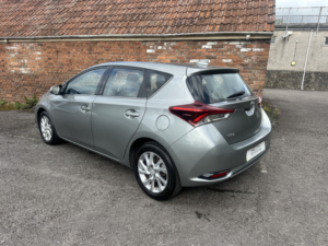 2016 Toyota Auris 1.2 Vvt-I Icon in Grey — image 6