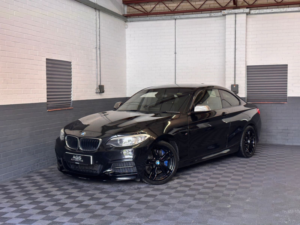 2014 BMW 2 Series 3.0 M235i Coupe 2dr Petrol Auto Euro 6 (s/s) (326 Ps) in Black — image 3