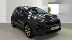 2017 Kia Sportage 1.7 Crdi 3 Euro 6 (s/s) 5dr in Silver — image 2