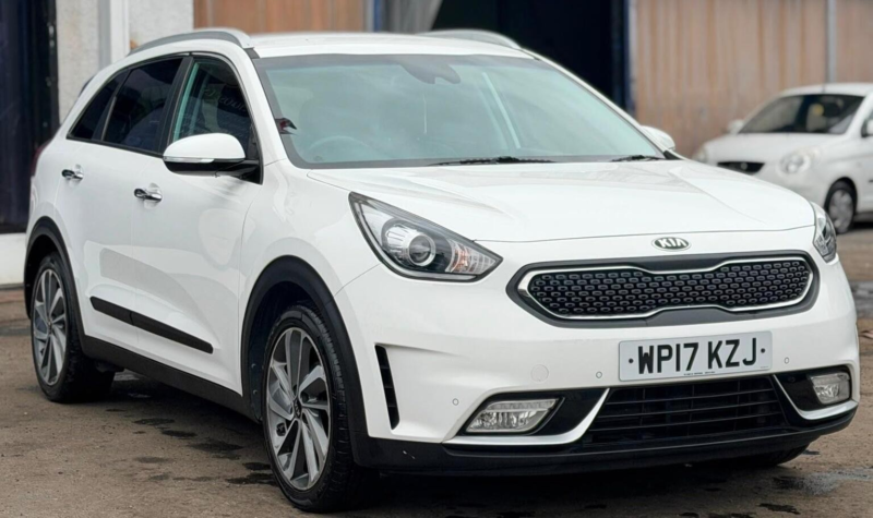2017 Kia Niro 1.6h Gdi 3 Dct Euro 6 (s/s) 5dr in White — image 1