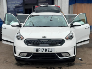 2017 Kia Niro 1.6h Gdi 3 Dct Euro 6 (s/s) 5dr in White — image 2