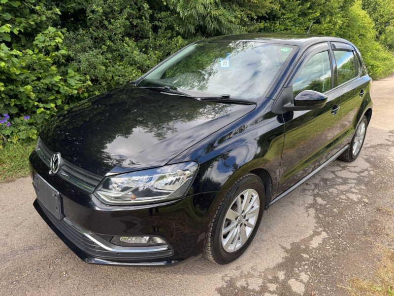 2014 Volkswagen Polo 1.2 Tsi Bluemotion Tech Se DSG Euro 6 (s/s) 5dr in Black — image 1