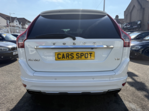 2015 Volvo Xc60 2.0 T5 Se Nav Fresh Import Verified Mile Finance Avb in White — image 6