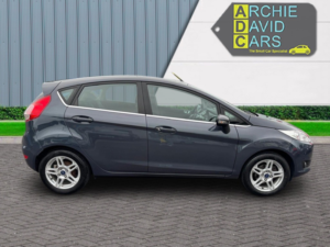2014 Ford Fiesta 1.6 Zetec in Grey — image 4