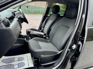 2018 Dacia Duster 1.6 Comfort Sce 115 4x2 My18 in Black — image 6