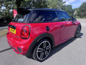 2018 MINI Hatch 2.0 John Cooper Works 3-Door Hatch in Red — image 4