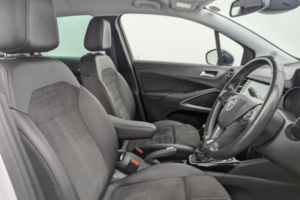 2023 Vauxhall Crossland 1.2 Turbo Ultimate SUV 5dr Petrol Manual Euro 6 (s/s) (110 Ps) in White — image 3