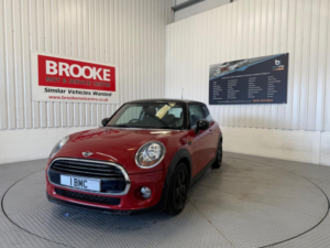 2015 MINI Hatch 1.5 Cooper D Euro 6 (s/s) 3dr in Red — image 3