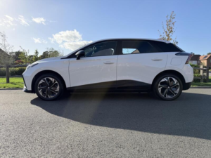 2023 MG Mg4 51kwh Se Auto 5dr in White — image 4