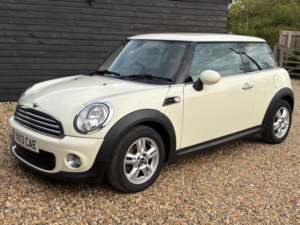 2013 MINI Hatch 1.6 One Euro 5 3dr in White — image 3