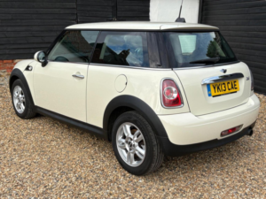 2013 MINI Hatch 1.6 One Euro 5 3dr in White — image 4