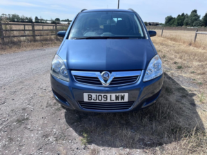 2009 Vauxhall Zafira 1.9 Cdti Exclusiv Auto Euro 4 5dr in Blue — image 2