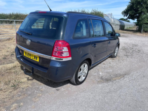 2009 Vauxhall Zafira 1.9 Cdti Exclusiv Auto Euro 4 5dr in Blue — image 4