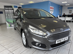 2017 Ford S-Max