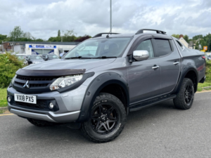 2018 Mitsubishi L200 2.4 Di-D Dc Barbarian Svp Ii Auto 4WD Euro 6 4dr in Grey — image 4