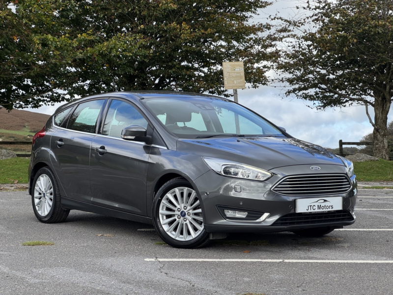 2017 Ford Focus 1.5 Ecoboost 182 Titanium X 5dr Man, Petrol, Grey + 1 Owner in Grey — image 1