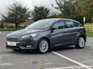 2017 Ford Focus 1.5 Ecoboost 182 Titanium X 5dr Man, Petrol, Grey + 1 Owner in Grey — image 2