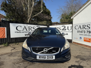 2012 Volvo V60 1.6 D Drive R-Design in Blue — image 3