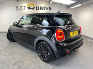 2017 MINI Hatch 2.0 Cooper S Hatchback 3dr Petrol Manual Euro 6 (s/s) (192 Ps) in Black — image 3
