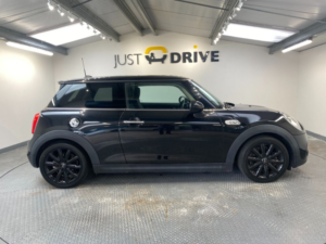 2017 MINI Hatch 2.0 Cooper S Hatchback 3dr Petrol Manual Euro 6 (s/s) (192 Ps) in Black — image 6
