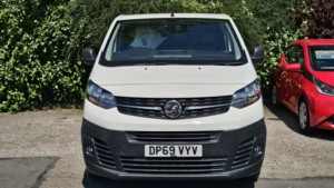 2019 Vauxhall Vivaro 1.5 Turbo D 2700 Dynamic in White — image 2