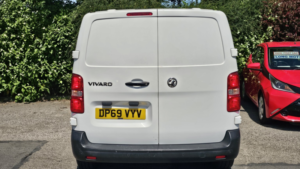 2019 Vauxhall Vivaro 1.5 Turbo D 2700 Dynamic in White — image 3
