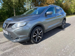 2015 Nissan Qashqai 1.5 Dci Tekna 2WD Euro 6 (s/s) 5dr in Grey — image 5