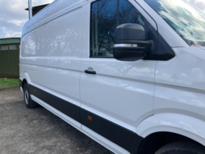 2020 Volkswagen Crafter 2.0 Tdi Cr35 Trendline Fwd Lwb High Roof Euro 6 (s/s) 5dr in White — image 4