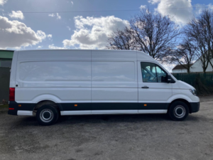 2020 Volkswagen Crafter 2.0 Tdi Cr35 Trendline Fwd Lwb High Roof Euro 6 (s/s) 5dr in White — image 6