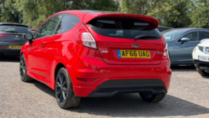 2016 Ford Fiesta 1.0t Ecoboost St-Line Euro 6 (s/s) 3dr in Red — image 4