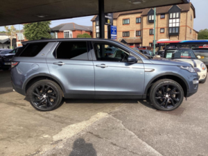 2018 Land Rover Discovery Sport 2.0 Td4 Hse Luxury Auto 4WD Euro 6 (s/s) 5dr in Blue — image 3