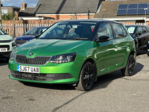 2017 Skoda Fabia 1.0 Tsi Colour Edition Hatchback 5dr Petrol Manual Euro 6 (s/s) (95 Ps) in Green — image 2