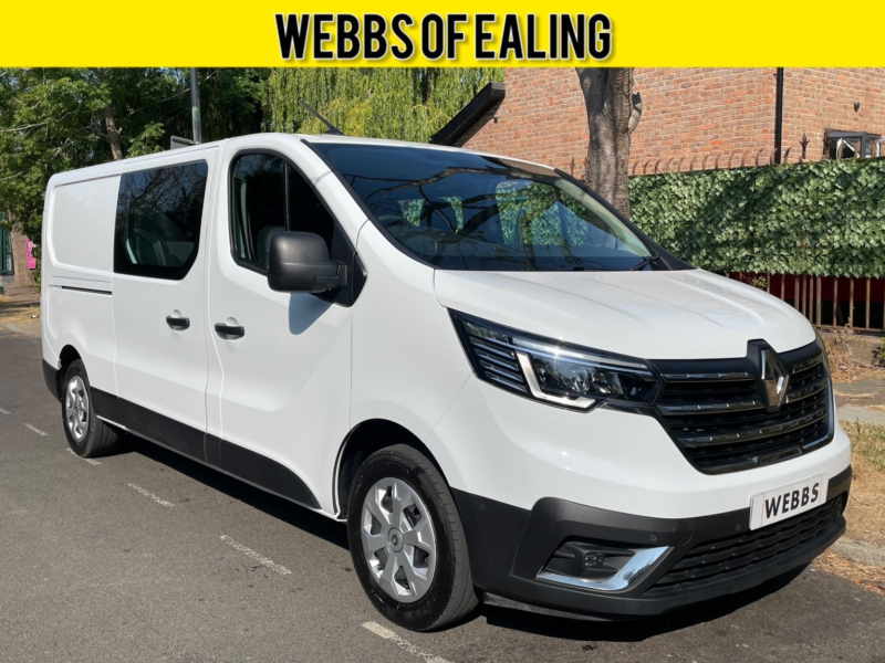 2024 Renault Trafic 2.0 Ll30 Blue Dci 130 Advance Crew Van My23 in White — image 1
