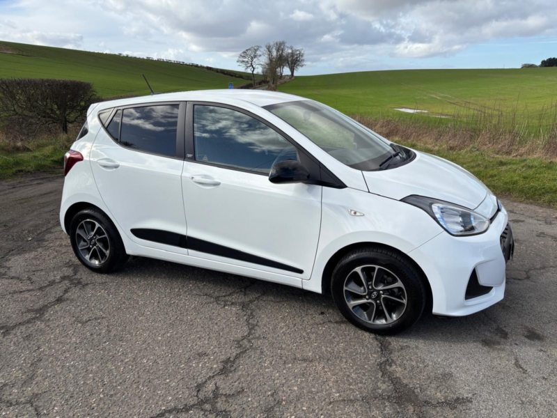 2018 Hyundai I10 1.0 I10 Go! Se 1.0 My19 in White — image 1