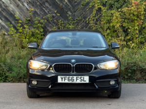 2016 BMW 1 Series 1.5 118i Se Euro 6 (s/s) 5dr in Black — image 3
